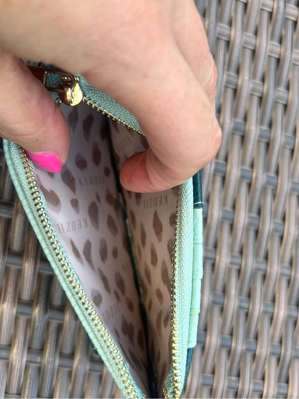 Kedzie Essentials Only Two-Tone Green Card Holder Wallet